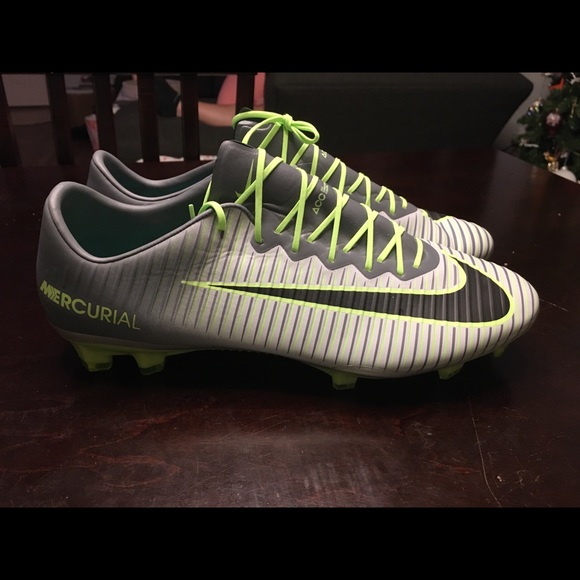 Nike Other - NIKE MERCURIAL VAPOR XI